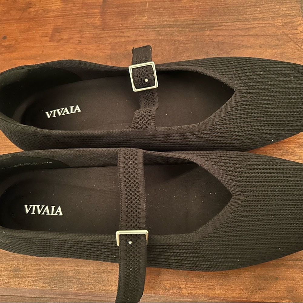 NEVER worn Vivaia BLACK (dark standard black) Mary Jane Shoes Size 39